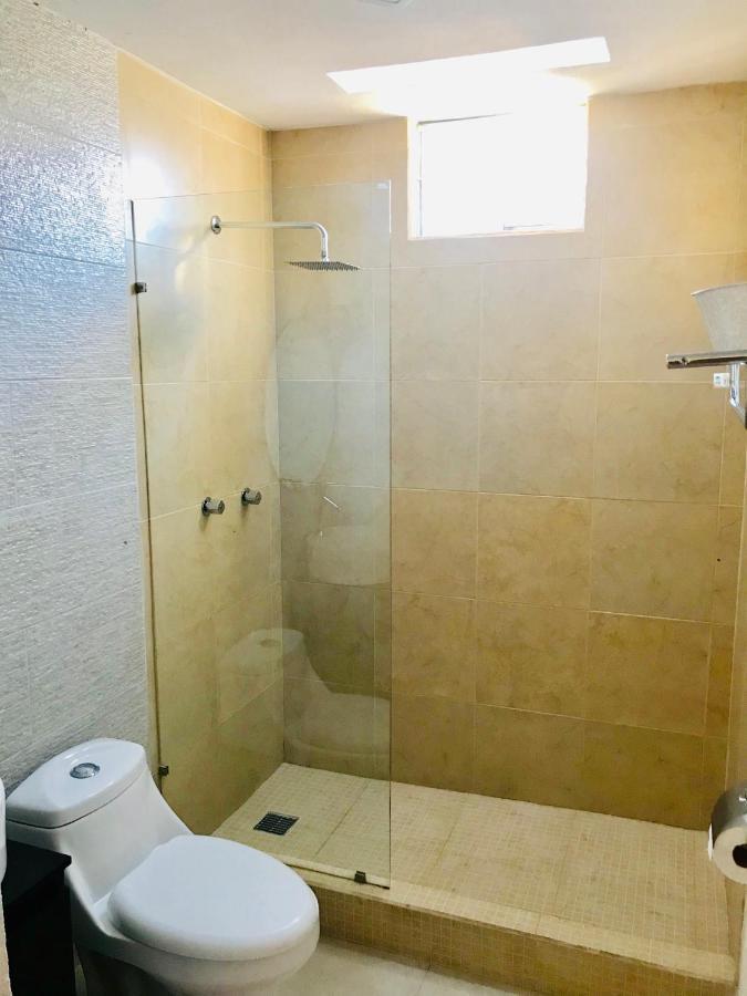 Jr Suite En Zona Residencial Linda Vista - Magnifica Ubicacion Y Tranquilidad. Monterrey Exterior foto